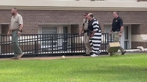 Advocates rally against execution of Robert Roberson