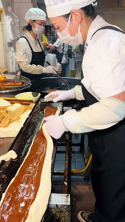 Chinese Street Breakfast Sweet Youbing (Deep-fried round and flat dough-cake)#chinesefood
