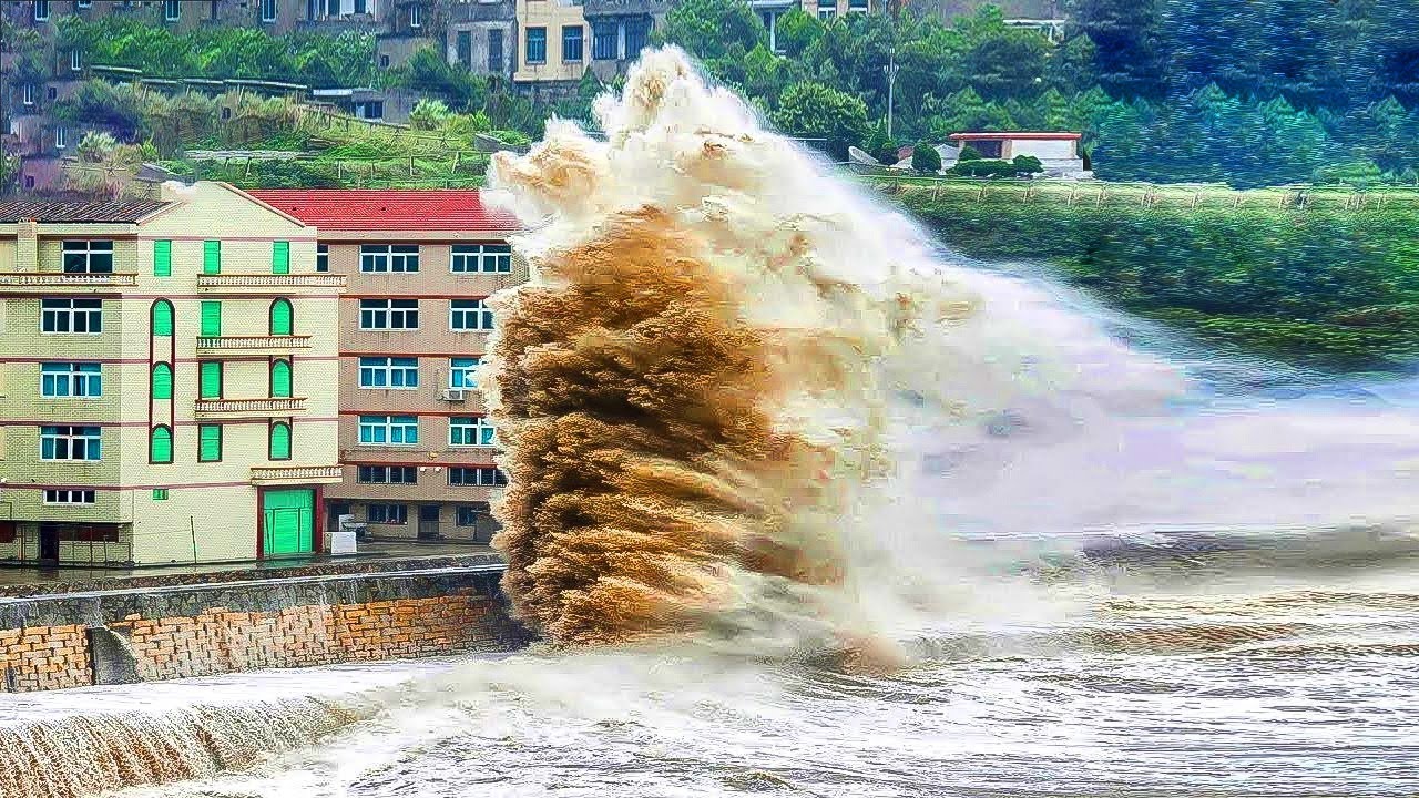 MOST EXTREME Weather Events Caught On Video - YouTube