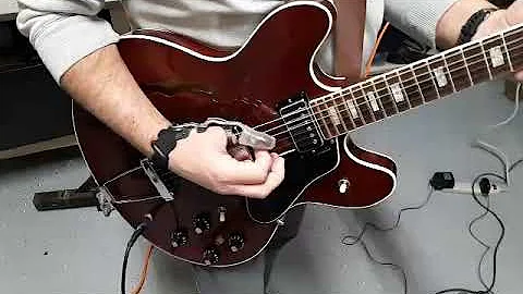 Ultimate Thumb Pick...Ron Allman can play the guit...