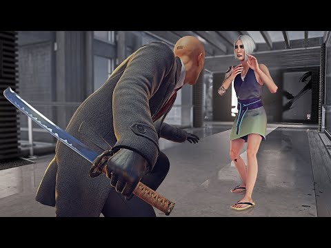 HUNTING Yuki Yamazaki with a SWORD while the guards runs to protects her !!!