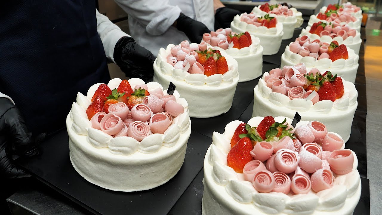 клубничный шоколад! приготовление клубничного торта с кремом из маскарпоне - Корейская уличная еда