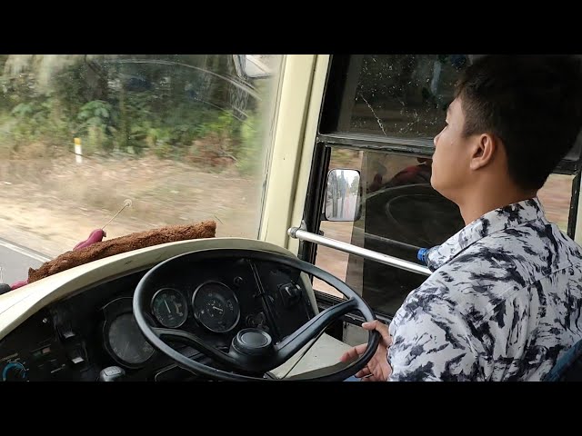 Bang Andi Supir Kharismatik Bus PT S.Nauli 58 || Beda Supir Dulu Dengan Supir Sekarang Lagu Tapsel class=