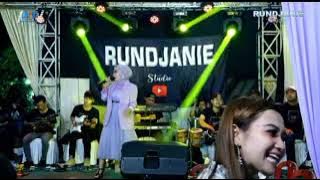 Boneka cinta FITRI FELLANI ( RUNDJANIE STUDIO)