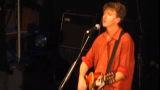 Neil Finn & Friends - Don't Dream It's Over (Live from 7 Worlds Collide) chords