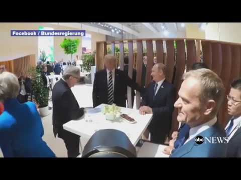 ტრამპმა პუტინთან შეხვედრა ფამილარული ჟესტით გამოხატა