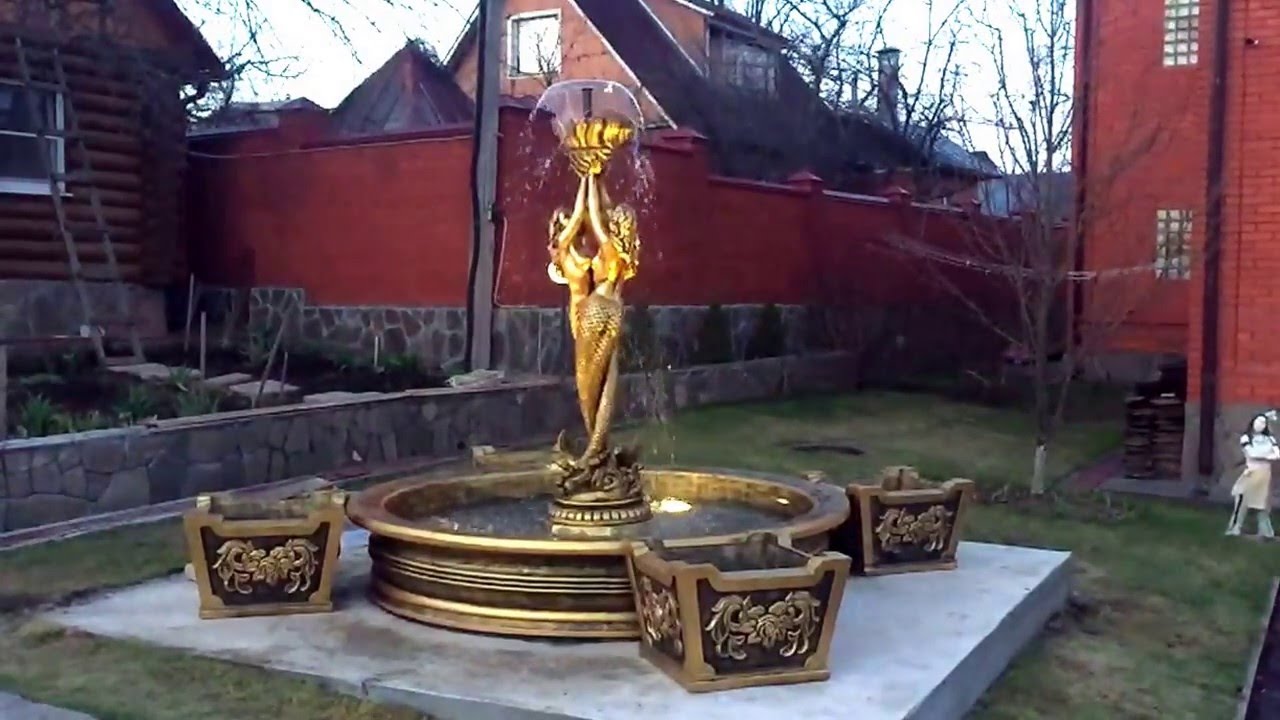 Фонтан Флоренция и Русалки с малой чашей 12 Большой садовый фонтан из бетона в золотом цвете!