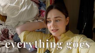 i’m decluttering my wardrobe and starting over