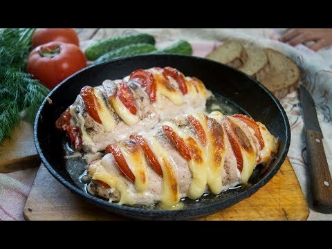 Video: Zo Bak Je Kipfilet Met Kaas En Tomaten In De Oven