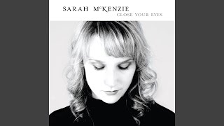 Video voorbeeld van "Sarah McKenzie - The Way You Look Tonight"