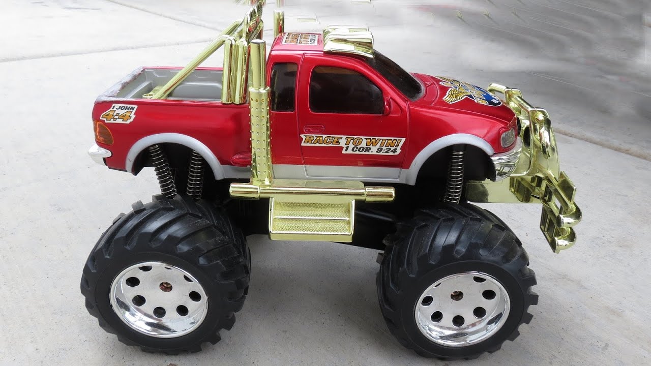 Friction Power Toy Monster Truck by Kerusso 