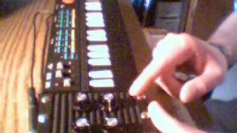 Circuit Bent Hing-Hon EK-001 (LOUD AUDIO!)