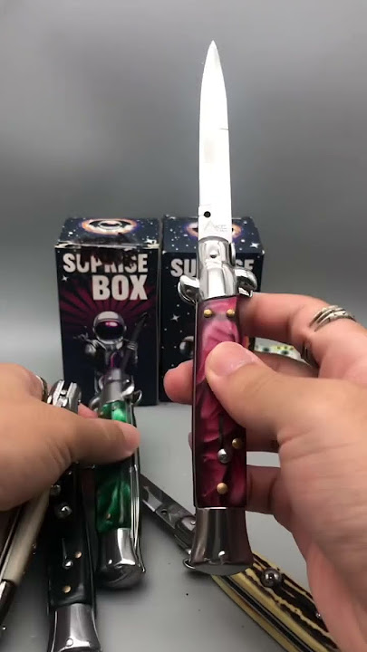 How to use the famous knife,Italian Stiletto switch blade