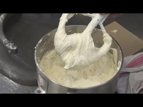 How To Make Vanilla Buttercream Icing