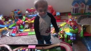 Fisher Price Thomas & Friends Trackmaster Thomas Sky High Bridge Jump Train Set With Micah