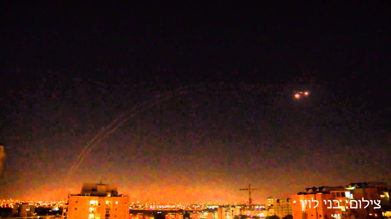 Iron Dome Successful Interception over Tel Aviv 11 7 14 YouTube
