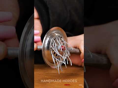 Make a wire brush out of cables ๐ฉ๐งน