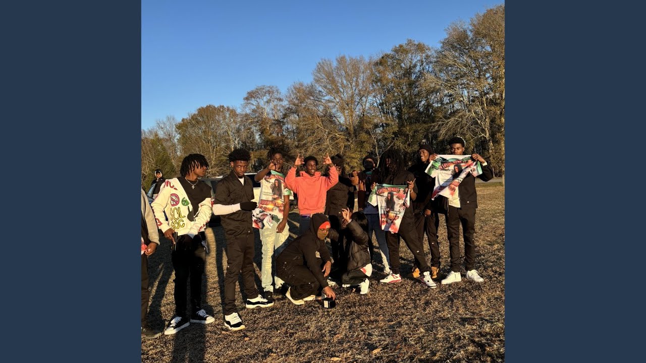 Watch LLE on YouTube Watch LLE on YouTube