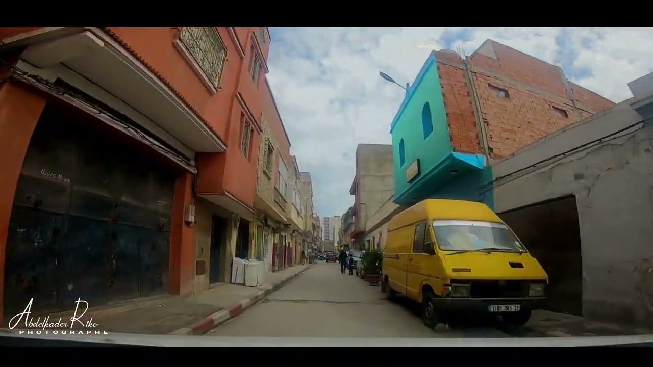 Driving Oran Tirigou Petit Lac