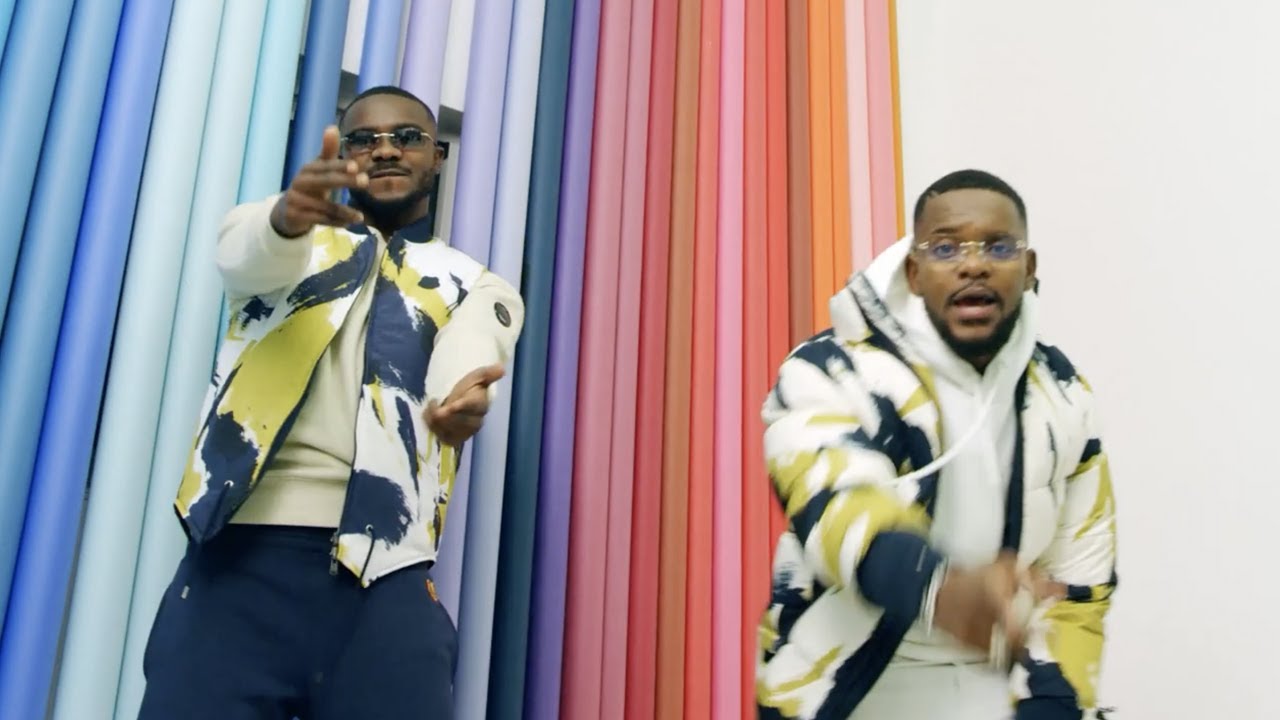 Watch DOKS x HÖS COPPERFIELD - C'EST PAS NORMAL (Clip Officiel) on YouTube Watch DOKS x HÖS COPPERFIELD - C'EST PAS NORMAL (Clip Officiel) on YouTube