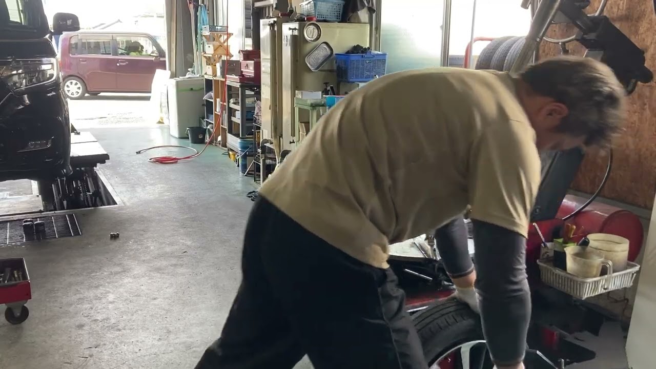 ホンダNBOX タイヤ交換　4本