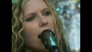 Avril Lavigne - Live at AOL Broadband Rocks [NY] 25/05/2004