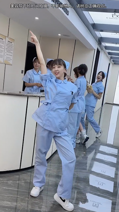 Para Para Sakura. 小娇 #浪漫樱花 Nurse dancing #Daily life after get off work #dance #dancemusic#douyin