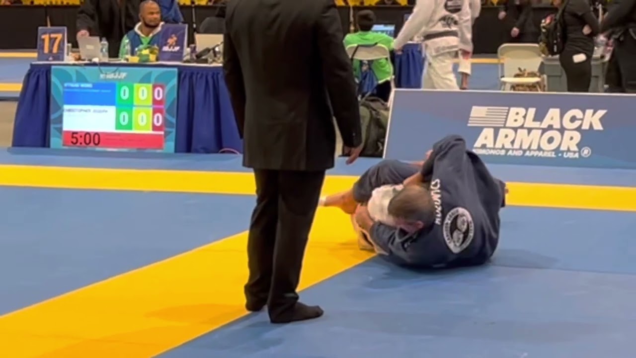 World Masters 2022 Black Light Master 5, 2nd round, Steven v Jeffery