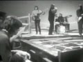 Miniature de la vidéo de la chanson Distant Smile