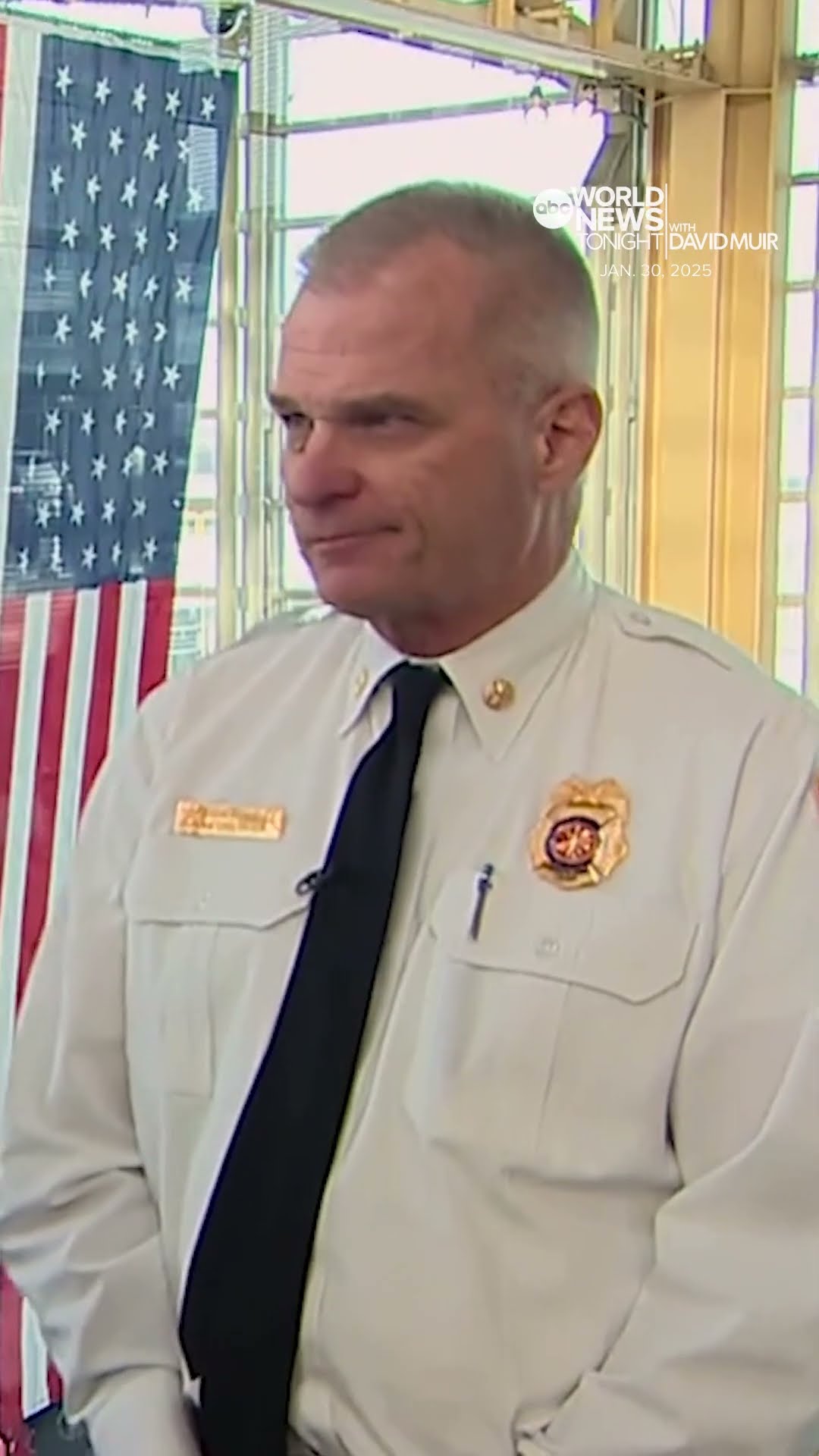 David Muir interviews D.C. Fire and EMS Chief John Donnelly on plane crash
