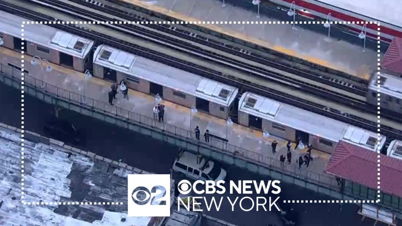16-year-old in custody in deadly Bronx subway shooting - YouTube