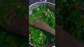 How to cook a simple sukuma wiki with stew and ugali# mix#cooking#kales#kenya#shorts