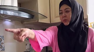 Gelagat Umie Aida Datang Rumah Erma Nak  Makan Masakan Kakak Kesayangan Yang Sedang Sibuk Masak 