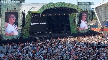 Allie Sherlock Sings A Little Bit Of Love by Tom Grennan Live At Thomond Park Limerick