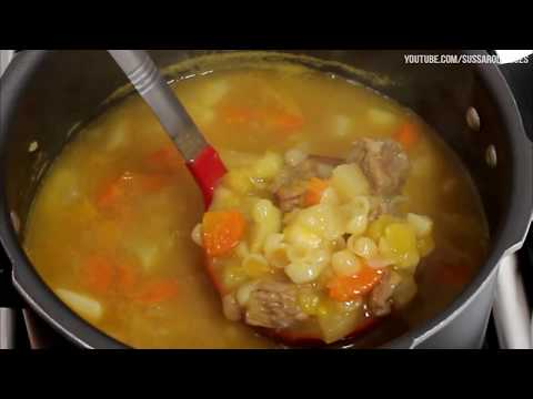 SOPA DE LEGUMES COM CARNE E MACARRÃO