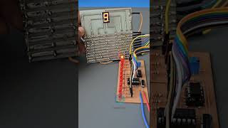 Operating 7 Segment Display Using NE555/CD4017 and Diode