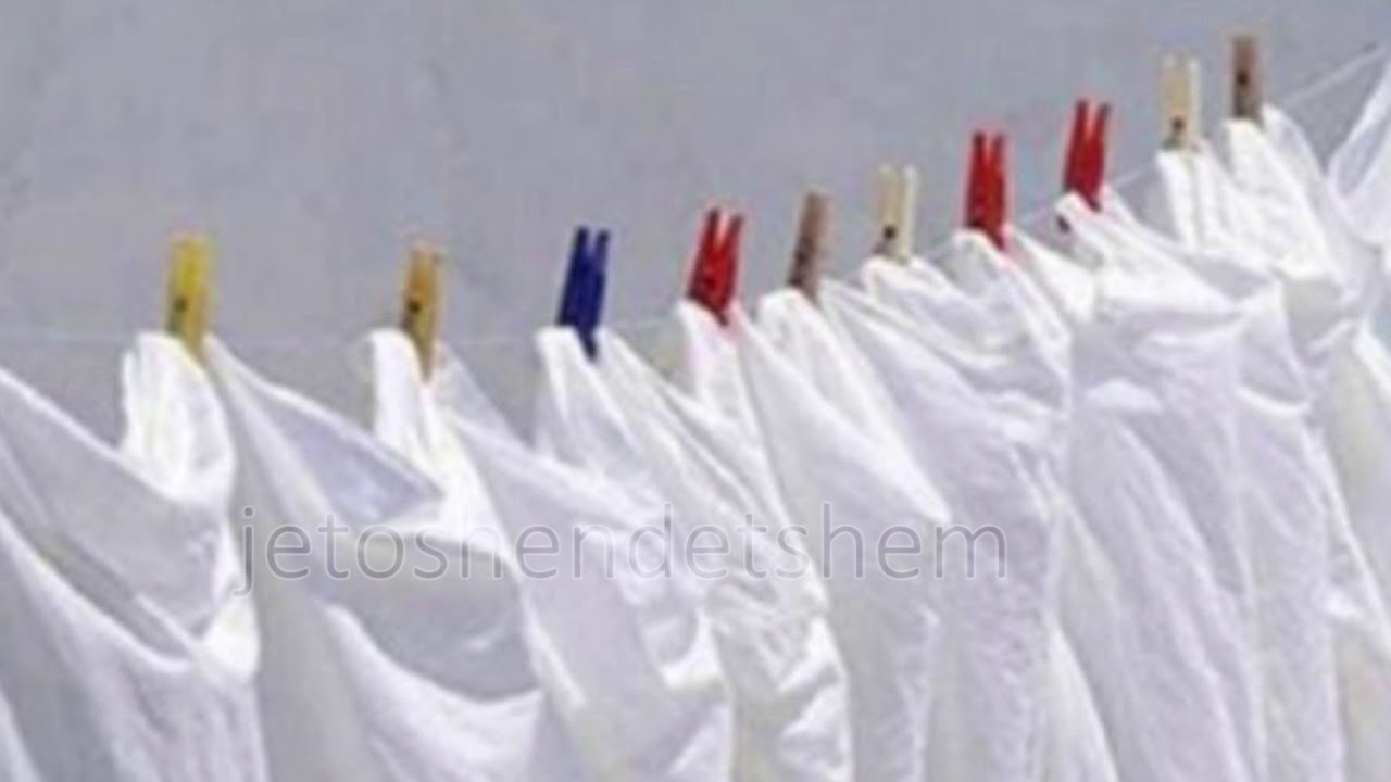 Si t’i keni rrobat e bardha pa pasur nevojë të përdorin zbardhues ose klor