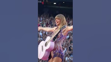 Thumbnail of Taylor Swift cheering with the crowd🔥 #taylorswift #shorts