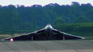 Angelic Vulcan Bomber Jet Appears Over The Runway Brow at RAF Waddington Airshow
