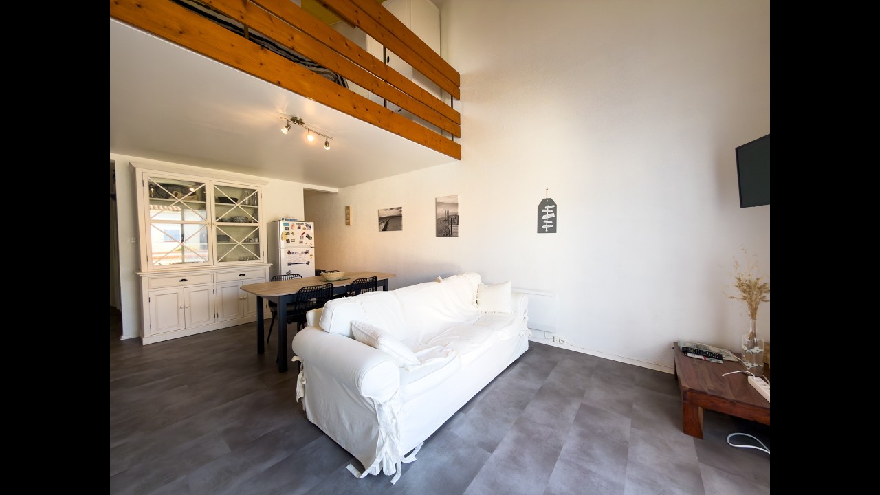 Villa à vendre à L'Aiguillon-la-Presqu'île - (Vendée 85) - Bord de mer -  Prix : 211 000 €