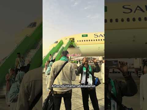 BANYAK MASKAPAI YANG MEMBATALKAN PENERBANGAN NYA KECUALI YANG 1 INI MASIH TERBANG 1 MARET KE JEDDAH