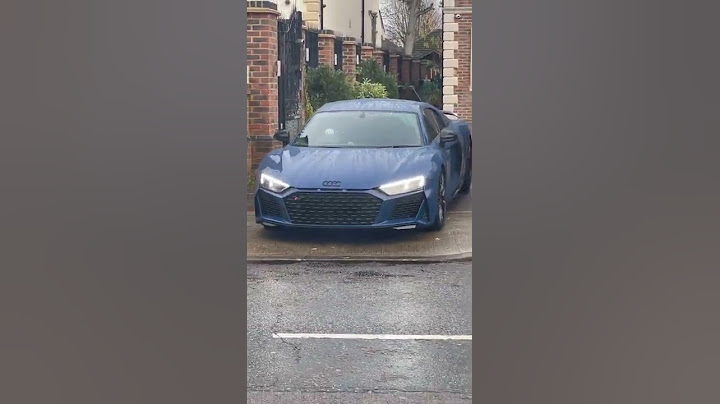 Brand new 2020 Audi R8 v10+ leaving its house
