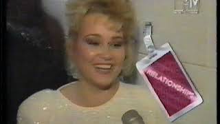 Behind the Stage Door : THE GROUPIE STORY (MTV 1987)