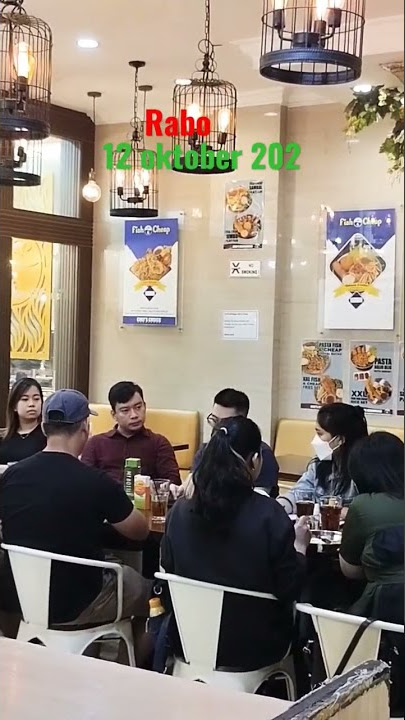 story wa suasana malam di restoran fish & cheap