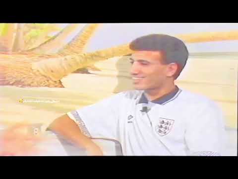 لقاء نادر مع اللاعب خالد الرويحي رحمه الله ١٩٩٠ ميلادي