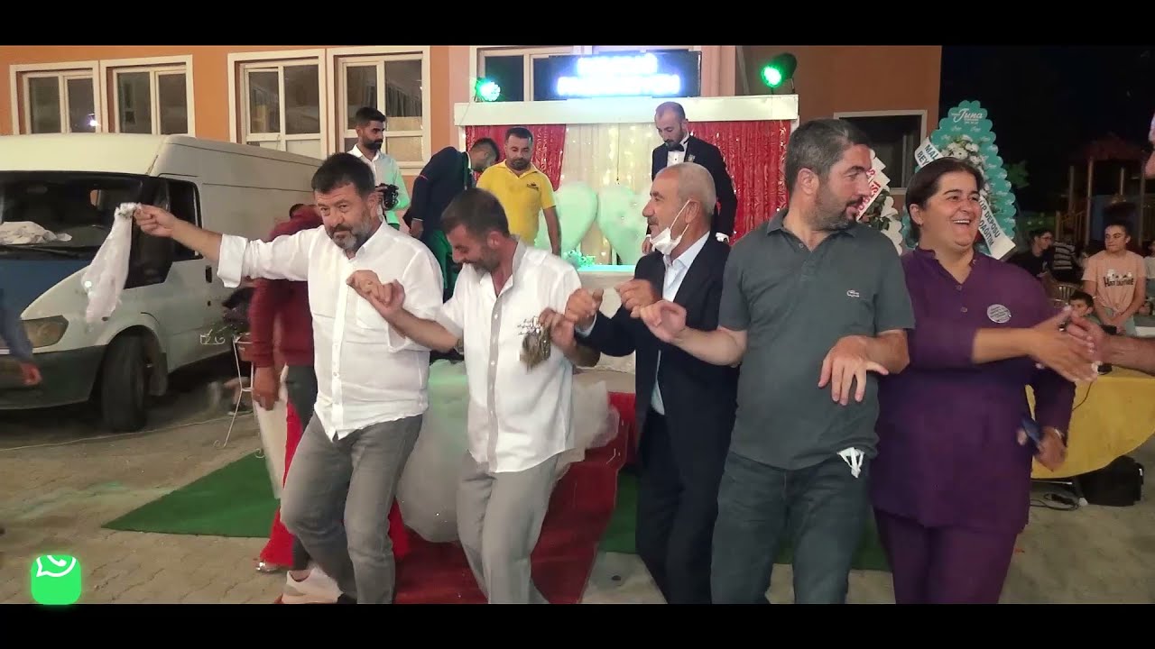 Veli AĞBABA Halay Başında ŞULE & ONUR Düğün Töreni Doğanşehir MALATYA 2021