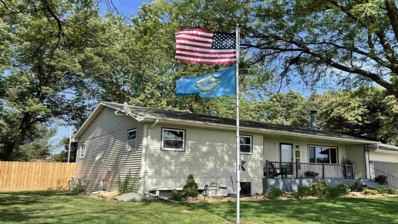 1803 N Ellis Rd, Sioux Falls, SD Presented by Tony Ratchford. YouTube