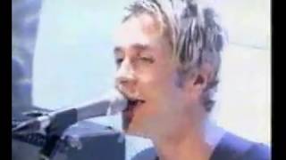 Feeder - 'Yesterday Went Too Soon' Live @ Top Of The Pops 1999