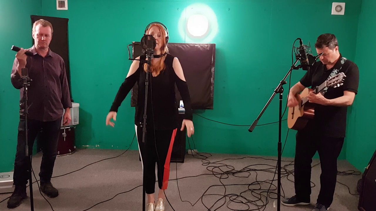 Salad Undressed - Nowhere Near (Phoenix FM Creative Session)