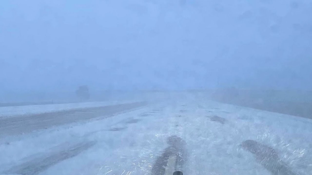 Treacherous conditions across U.S. as winter storm strikes - YouTube